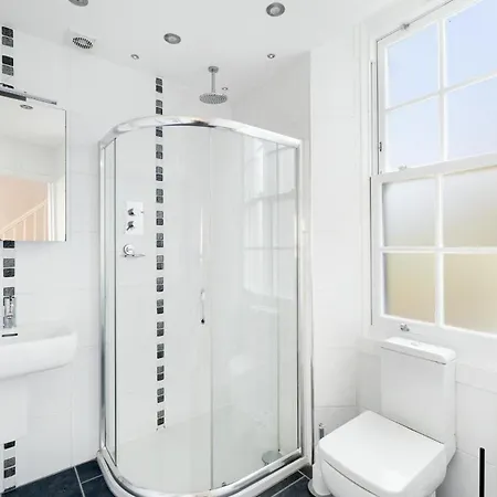 4 Bed In Oc-lr055