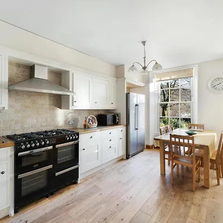 4 Bed In Oc-lr055 度假居