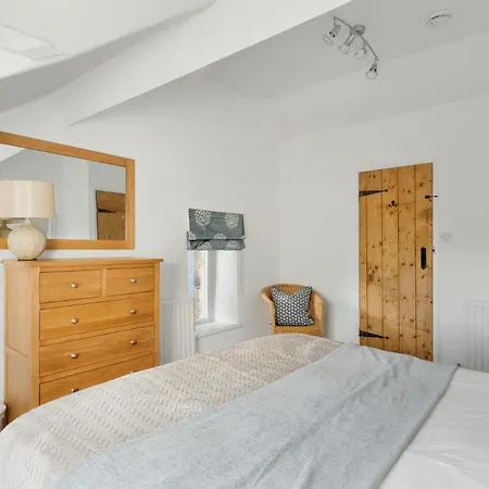4 Bed In Oc-lr055 安布尔塞德