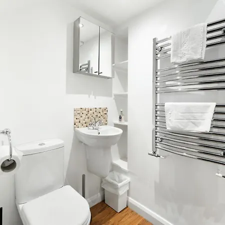 4 Bed In Oc-lr055
