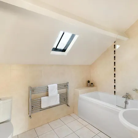 4 Bed In Oc-lr055 度假居 *