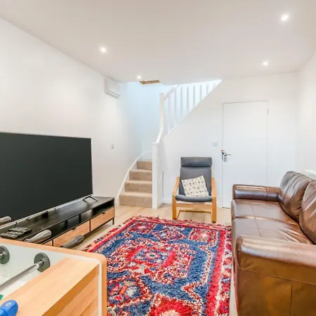 4 Bed In Oc-lr055 度假居