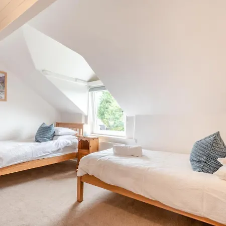 4 Bed In Oc-lr055 Ambleside
