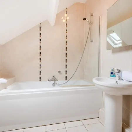 4 Bed In Oc-lr055